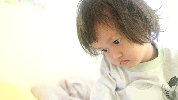 如何判断孩子是否得了自闭症?